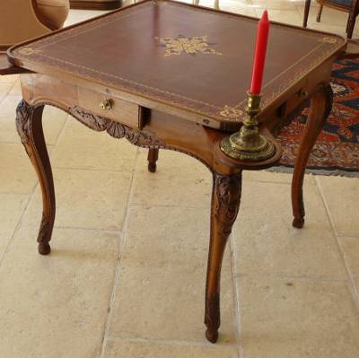Very fine, Regence period Table De Cabaret à Jeux (game table)