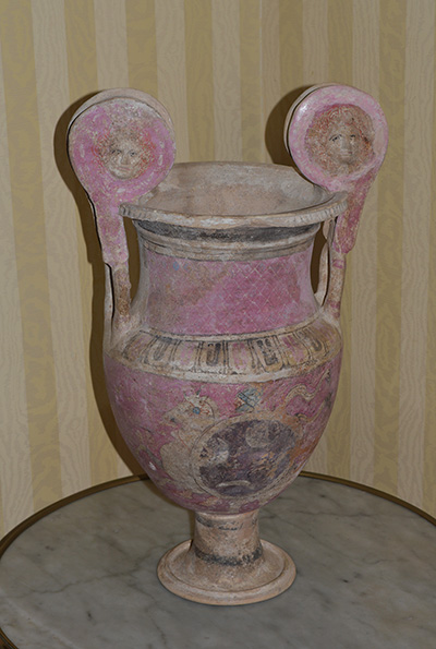 Ancient Canosan volute krater of large dimension