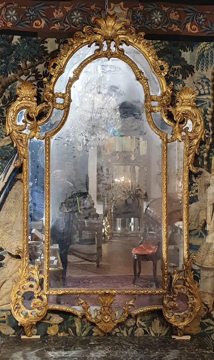 French, Regence period miroir à parecloses