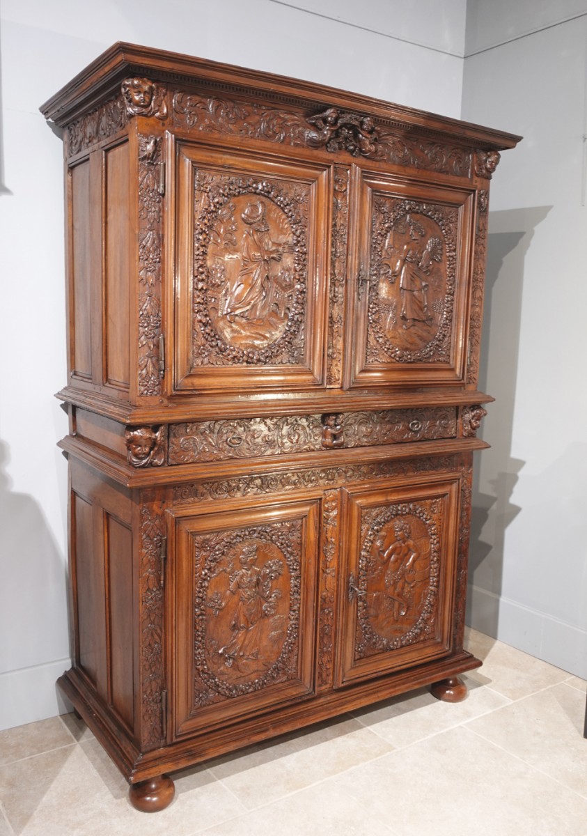 French Louis XIII period Deux Corps