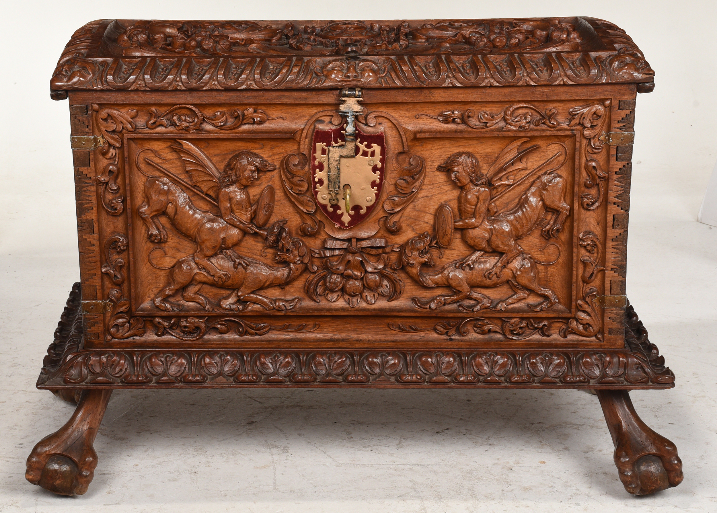 Portuguese, Baroque period coffre