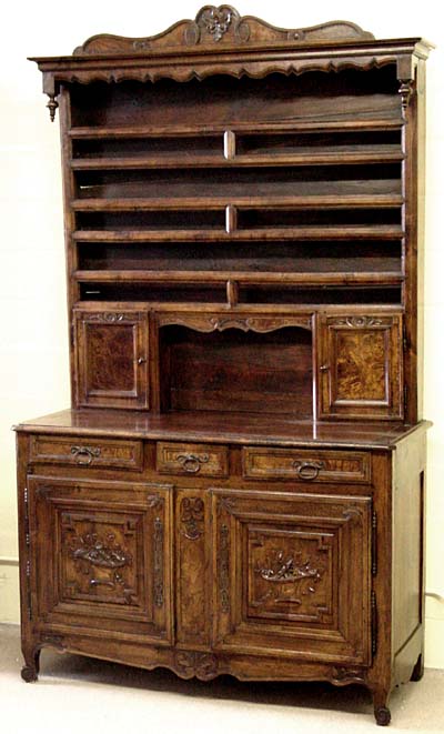 Louis XV-Louis XVI Transition period vaisselier from Bresse