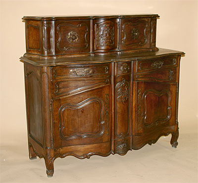 Louis XV style, Provençal buffet a glissant