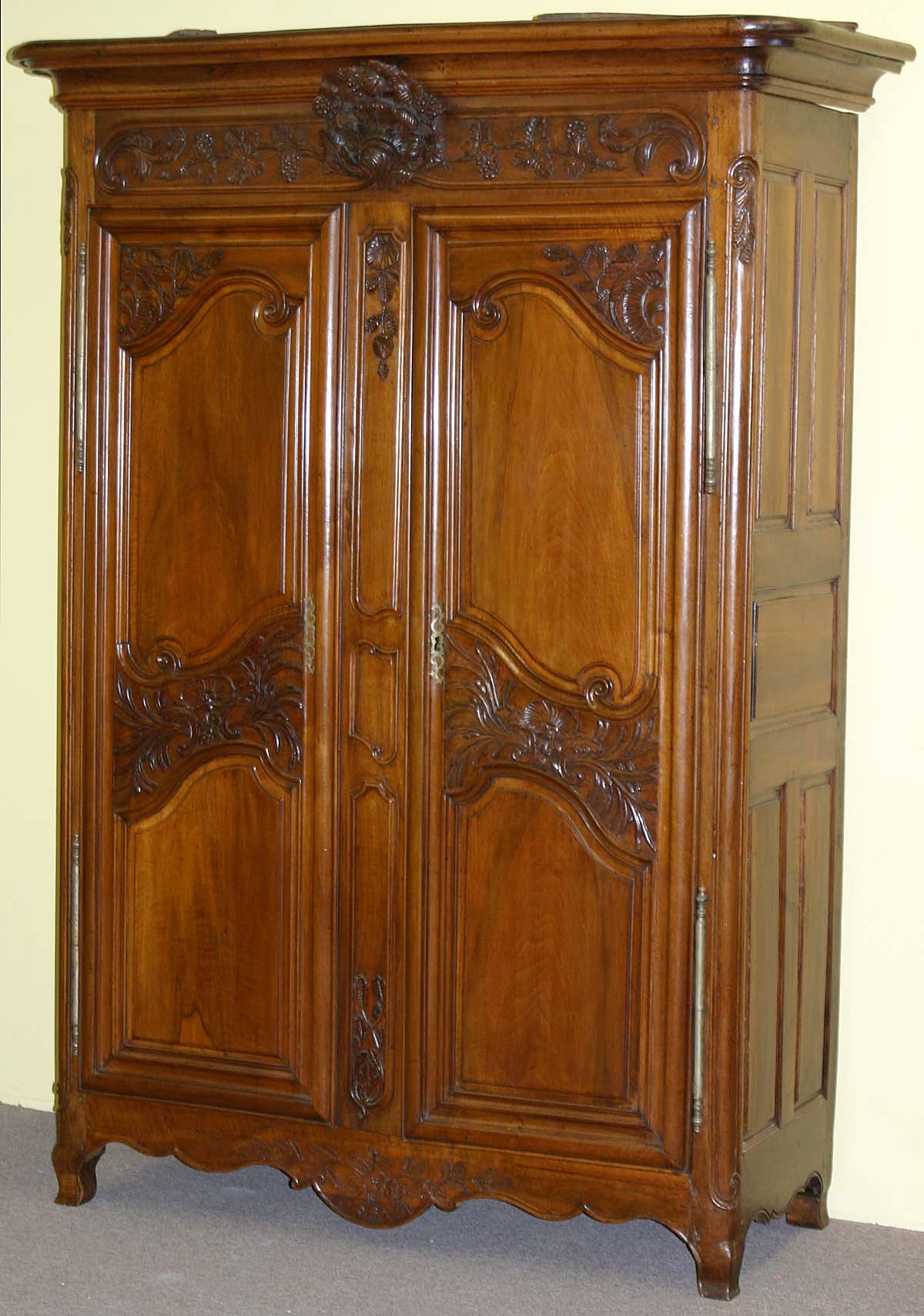 Louis XV period, Provençal armoire
