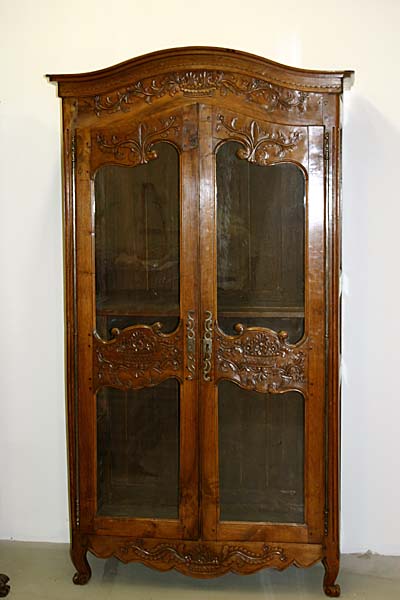 Louis XV period, Provençal bibliothèque