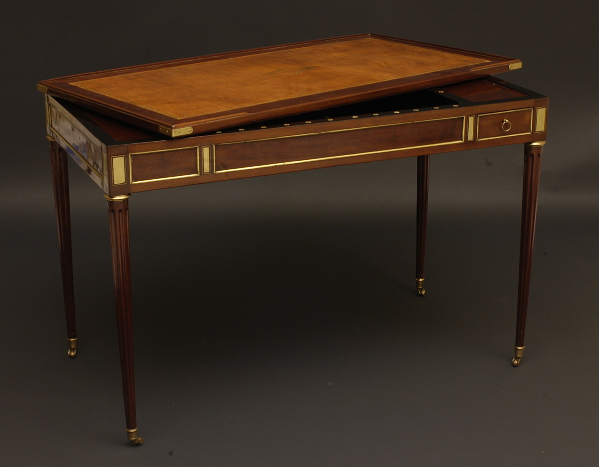 Very fine, French, Louis XVI period tric-trac table