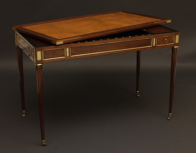 Very fine, French, Louis XVI period tric-trac table