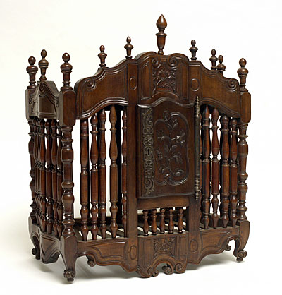 Fine, Arlesian, Louis XV period panetiere of large dimensions