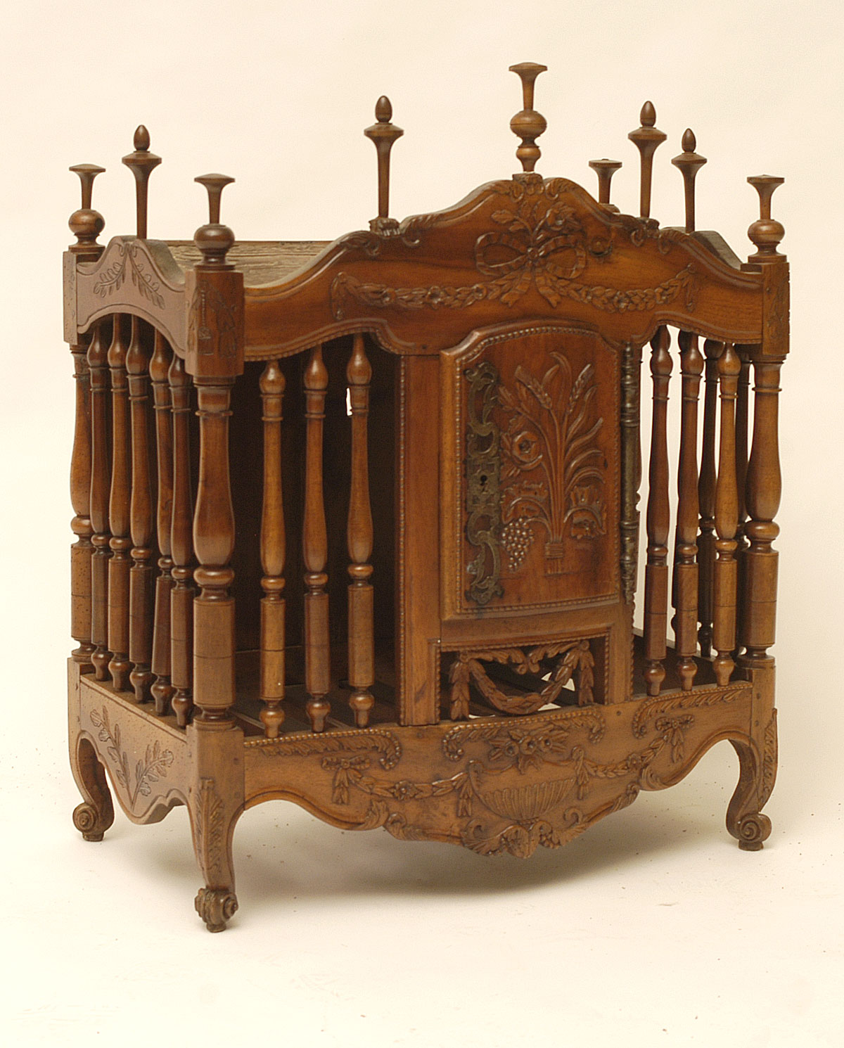 French, Provençal, Louis XVI period panetiere
