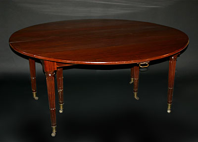 Very fine, Parisian, Neoclassical period, drop-leaf banquet table