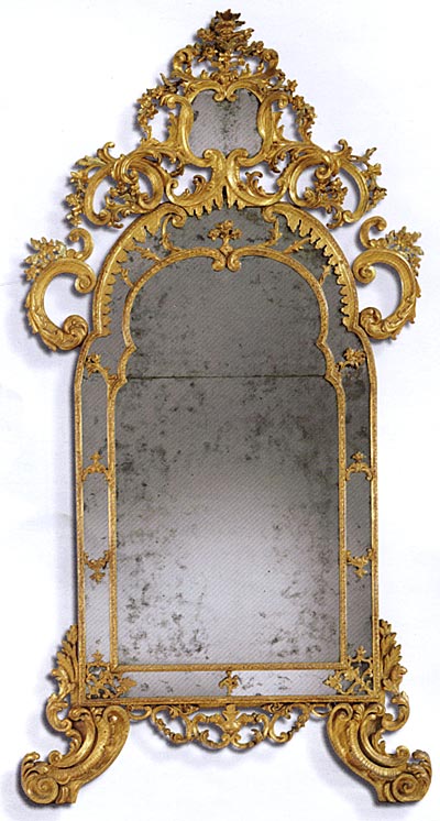 Very fine, Italian, giltwood mirror of large dimensions